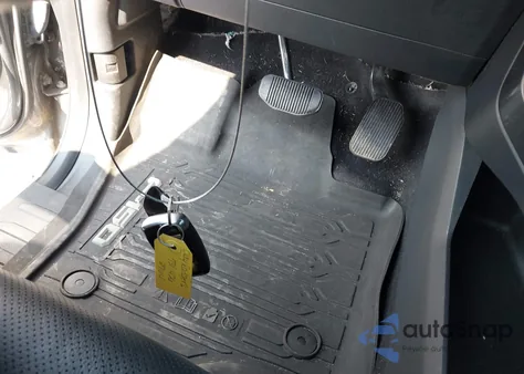 2023 Ford F-150 Lariat from USA, damaged, VIN 1FTFW1E80PFB01124